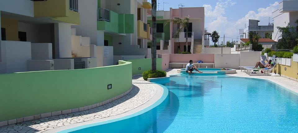 Property building, Swimming pool