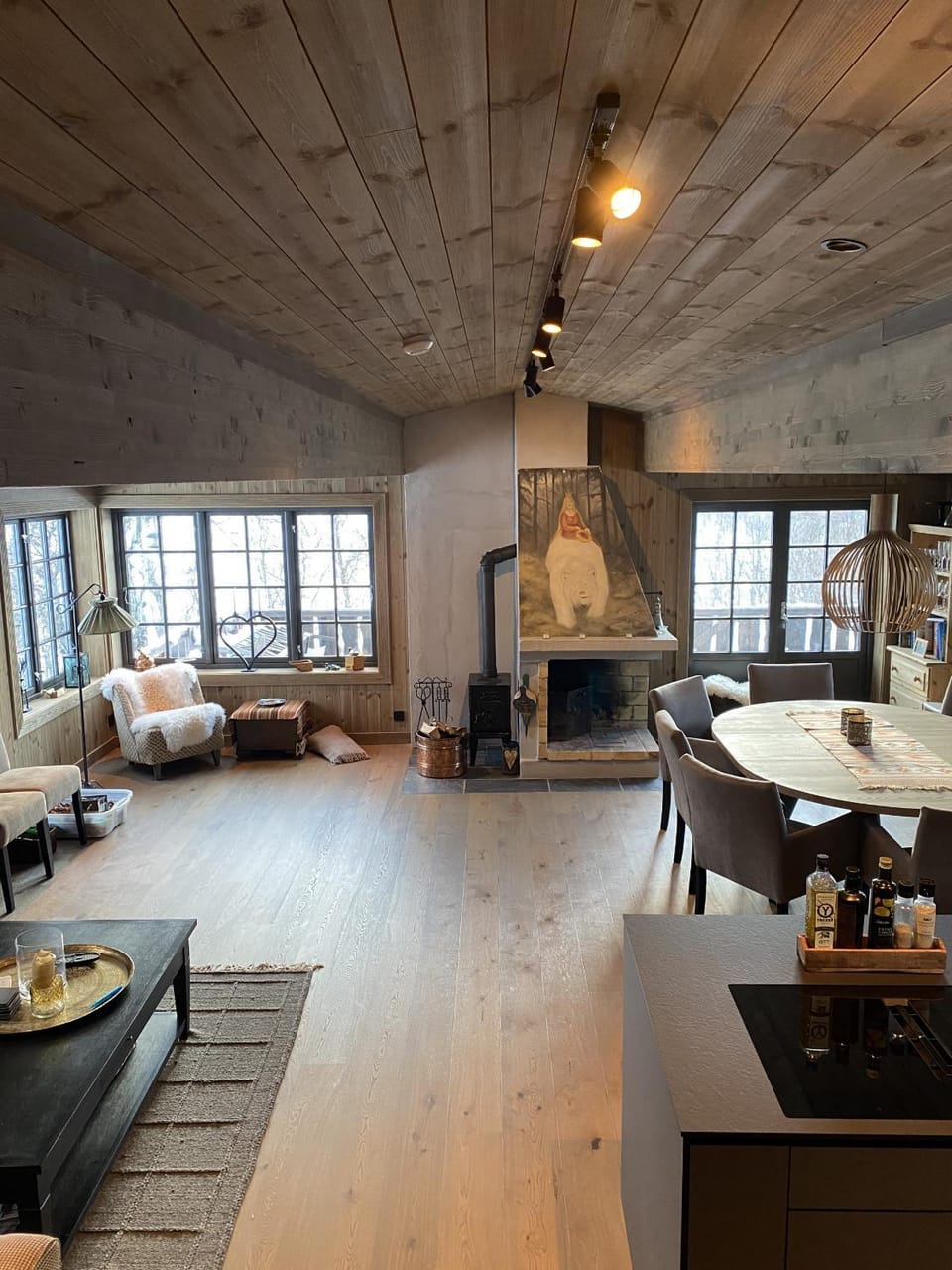 View (from property/room), Living room, Seating area, Dining area, fireplace