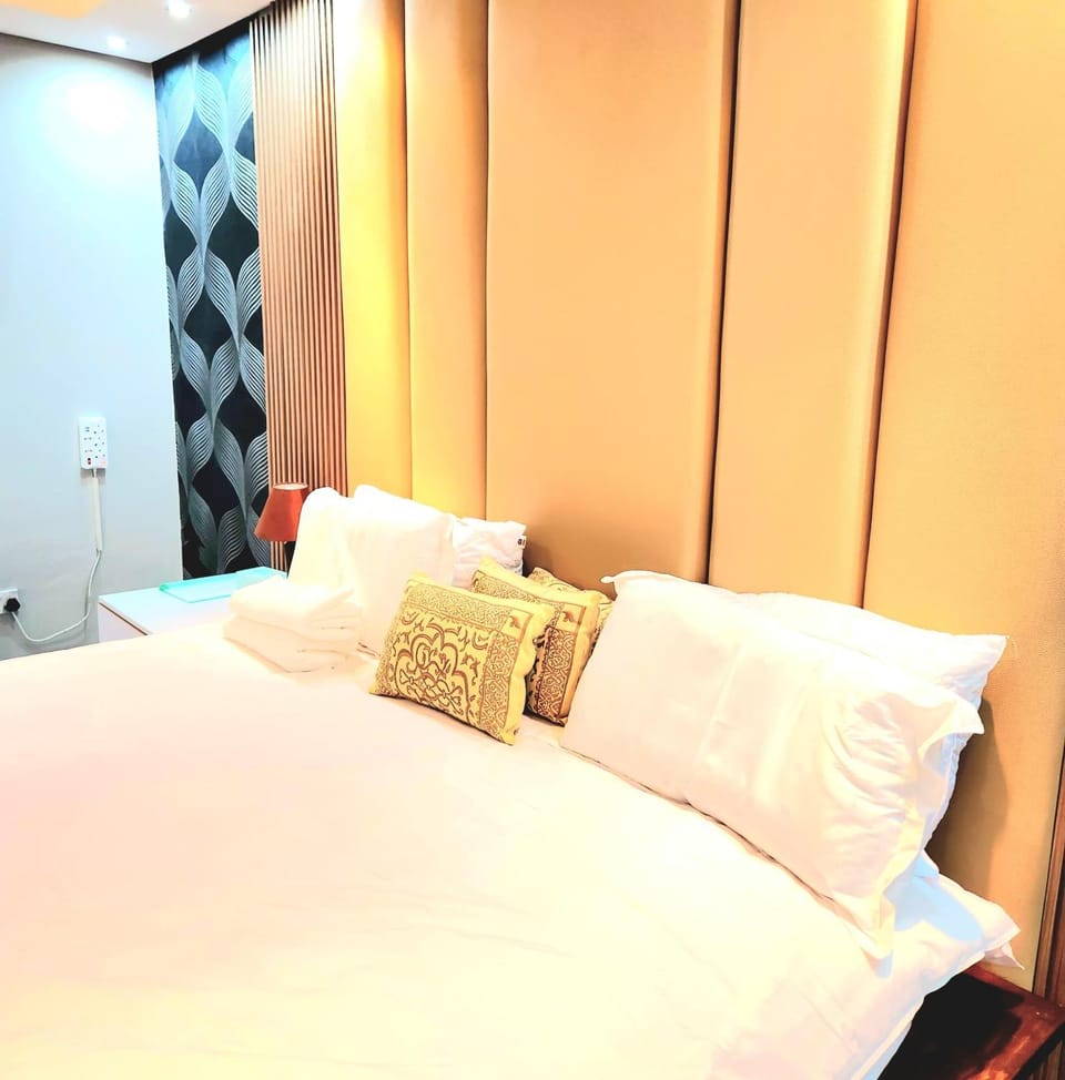Tlokweng Rose Garden Guesthouse Bed and Breakfast in North West, South Africa