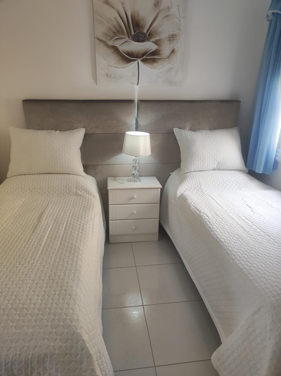 Penthouse Sabina mit Jacuzzi House in Avenida de la Galga