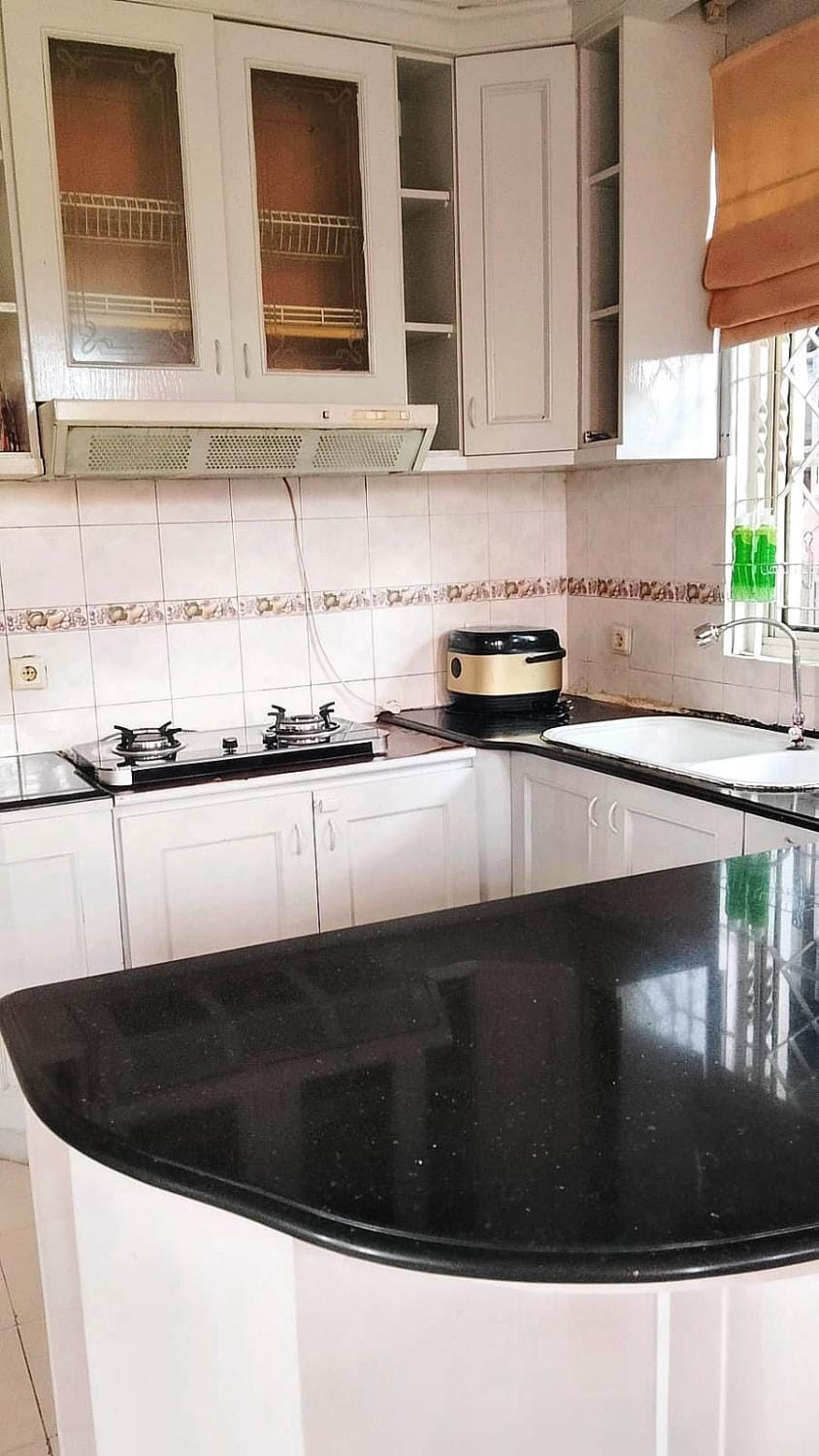 Vila Princess Sentul 24jam, 4 bedroom Private pool, Tenis meja, mini soccer, mini billiard, Karaoke, Baru direnovasi lebaran 2026 ,Ayunan,BBQ, bebas jam cekin, cekout sesuai jm cekin Villa in West Java