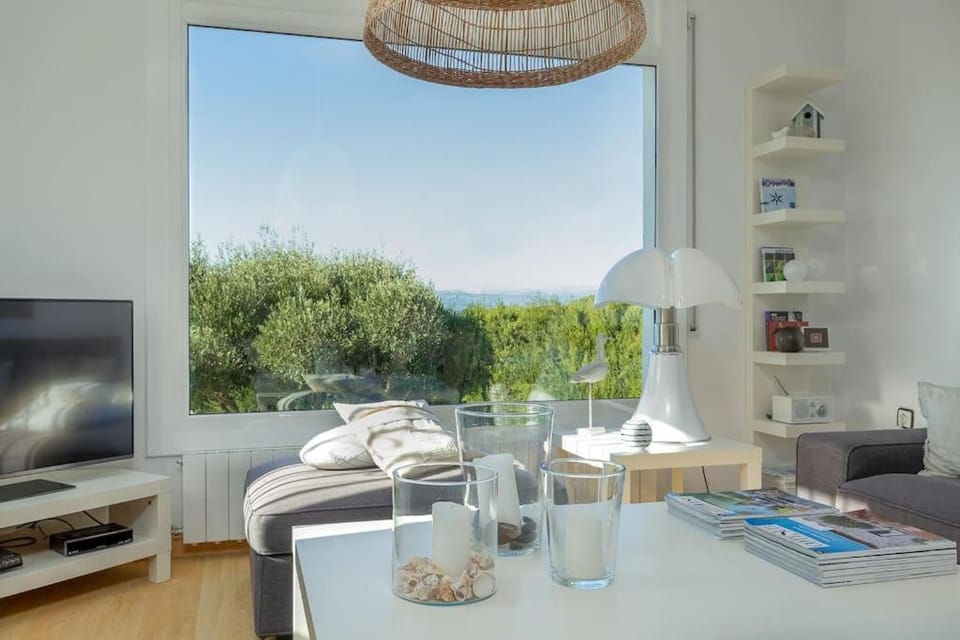 V022 - VILLA ELS OLIVARS Villa in Alt Empordà