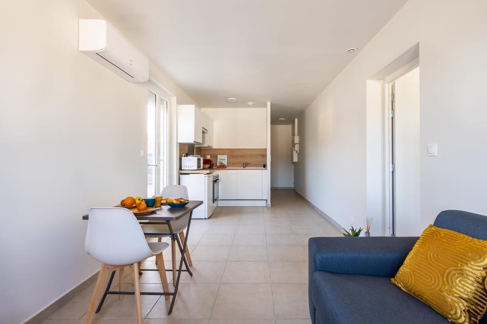 LE PROVENCE Apartment in Provence-Alpes-Côte d'Azur