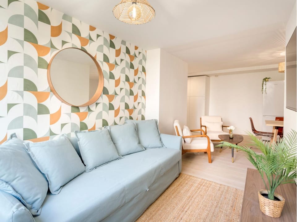 Living room, Seating area