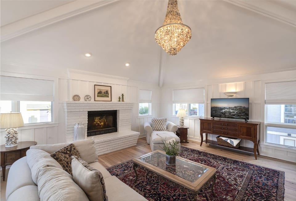 3817 Caledonia Bay Lookout home House in Pacific Grove
