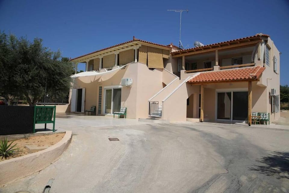 Hercules and Achilles Studios 2 Apartment in Argolis, Greece