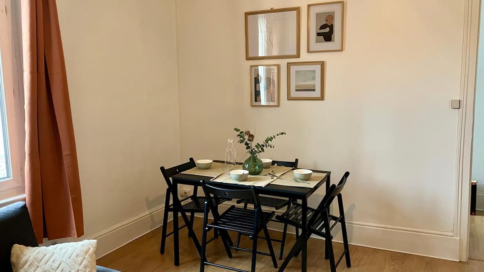 T2 Le Moderne • Netflix • Parking • Gare Apartment in Normandy