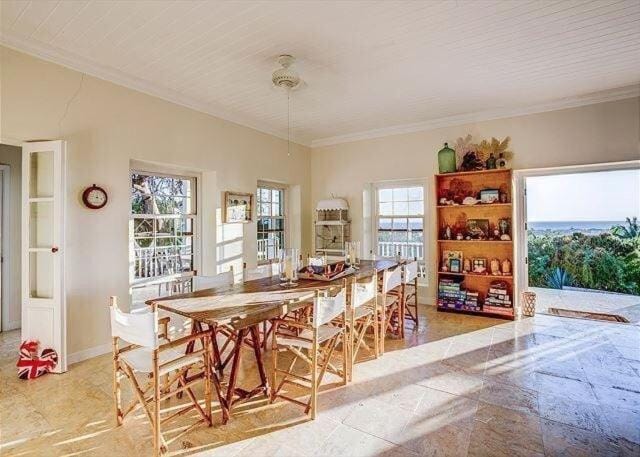 Buccaneer Hill Main House home Apartment in Governors Harbour