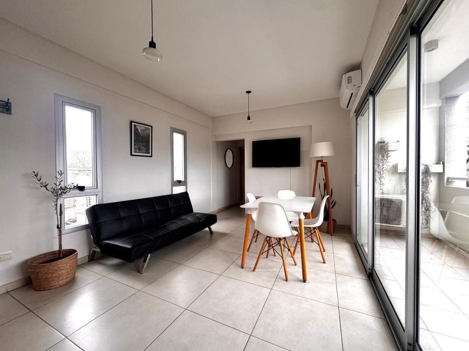 TV and multimedia, Balcony/Terrace, air conditioner