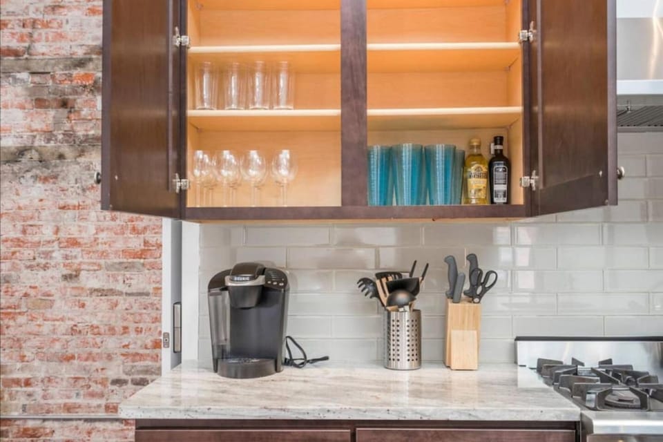 Coffee/tea facilities, Kitchen or kitchenette