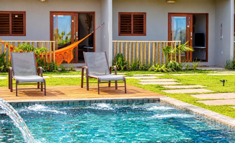 Patio, Garden, Swimming pool, sunbed