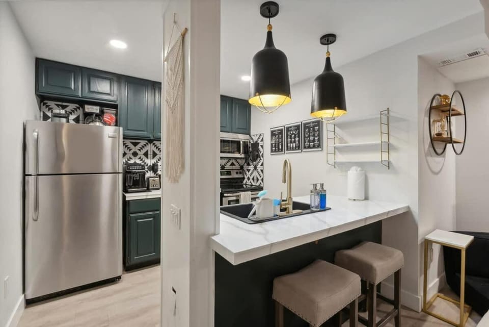 Ski-In Ski Out Luxury 1 Bd / 2 ba Condo House in Park City