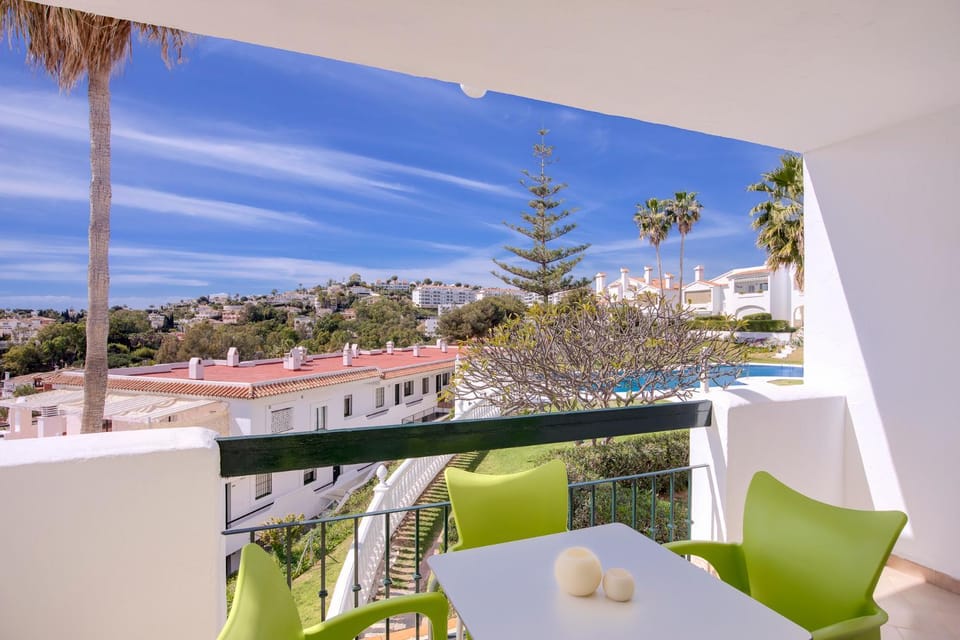 Property building, Day, Balcony/Terrace, Garden view, Pool view, Pool view, Sea view