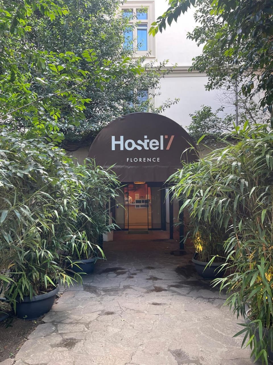 Property building, Restaurant/places to eat