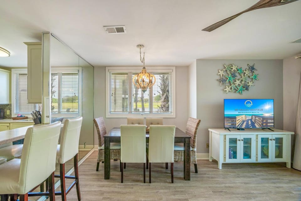 Seascape Lakefront Villa 110 Driftwood Dreams House in Miramar Beach