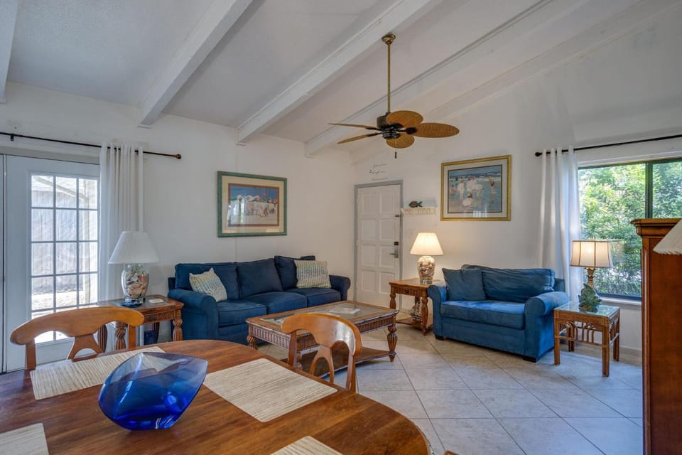 Seascape Tennis Villa 72-A House in Miramar Beach