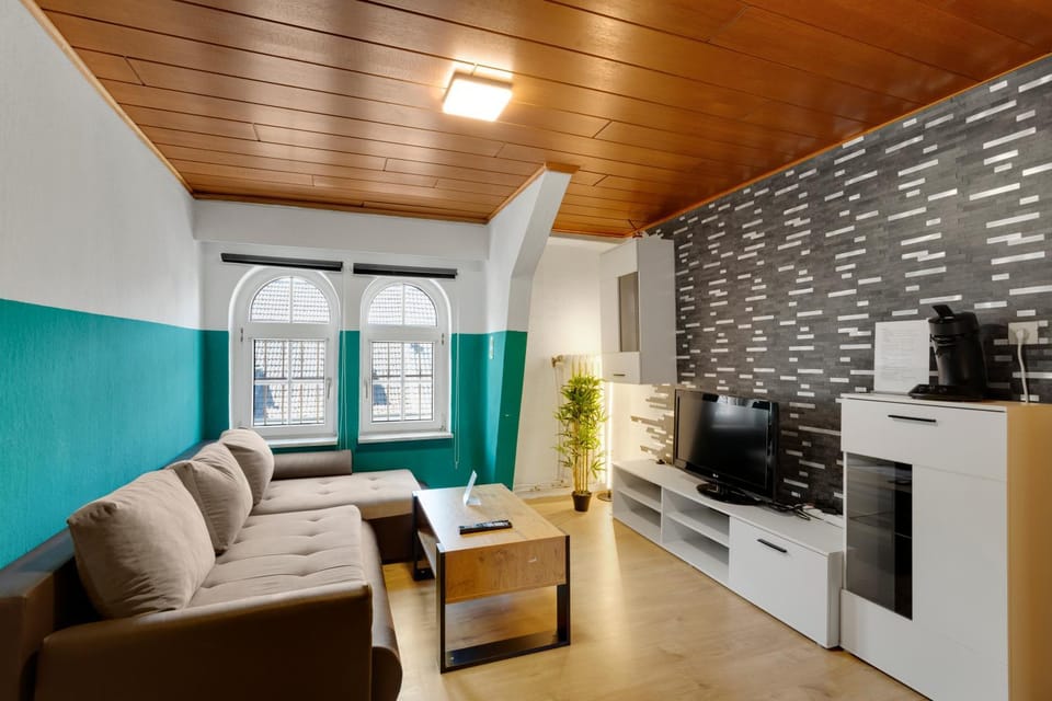Communal lounge/ TV room, TV and multimedia, Living room, Seating area