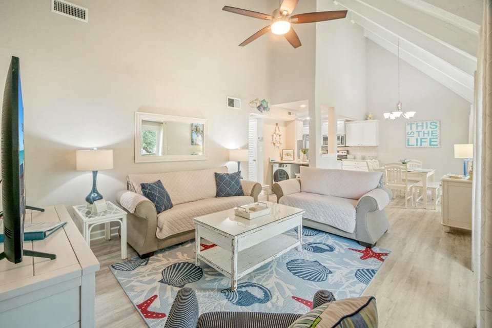 Seascape Villa - 8D House in Miramar Beach