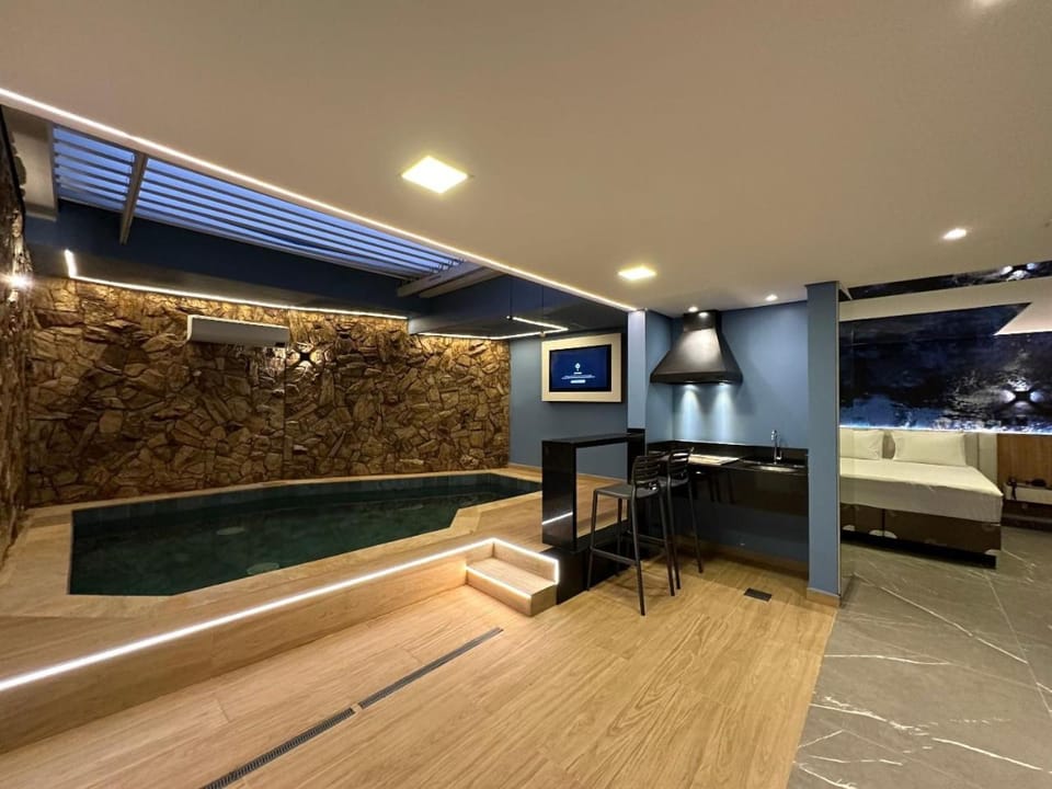 Bed, BBQ facilities, TV and multimedia, Photo of the whole room, Swimming pool, air conditioner