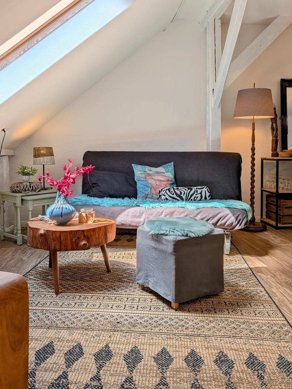Living room, Seating area