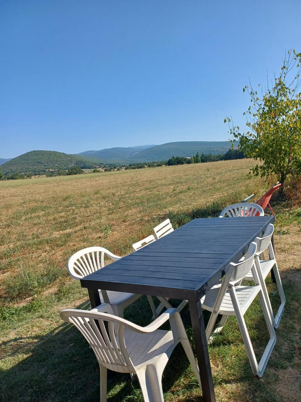 Dining area, Mountain view