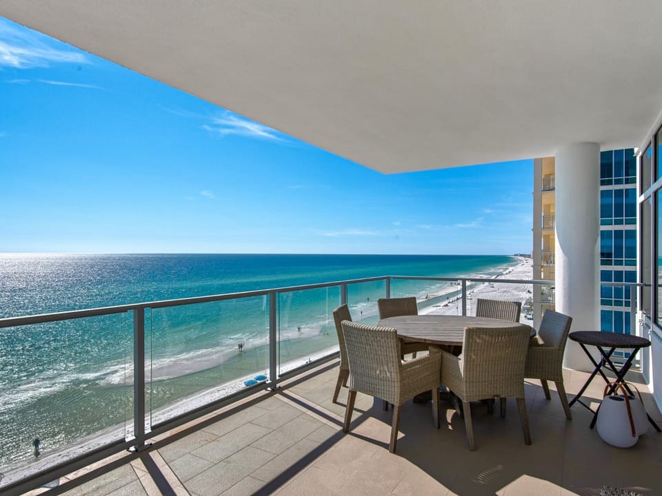 1900 Ninety Eight Condo 702 by Newman-Dailey Apartment in Destin