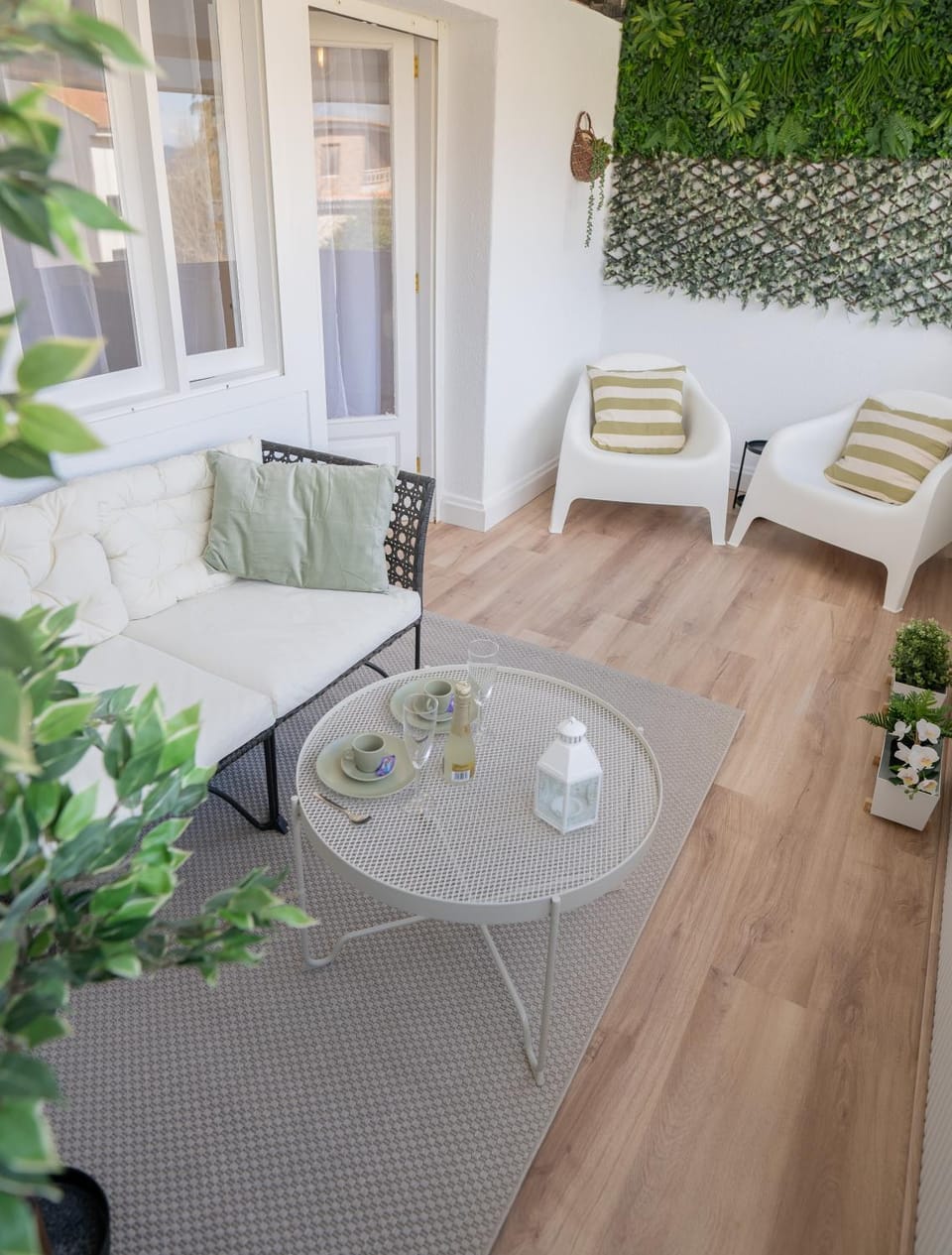 Balcony/Terrace, Balcony/Terrace
