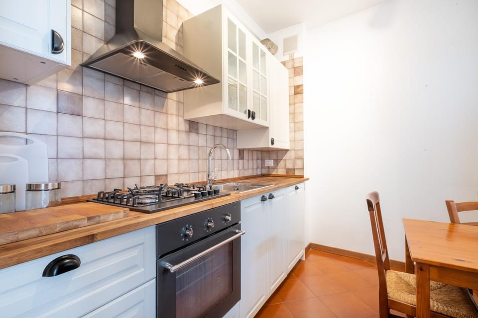 Kitchen or kitchenette, dishwasher, pet friendly, stove