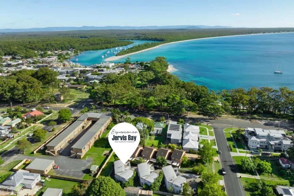 Alkira by Experience Jervis Bay House in Huskisson