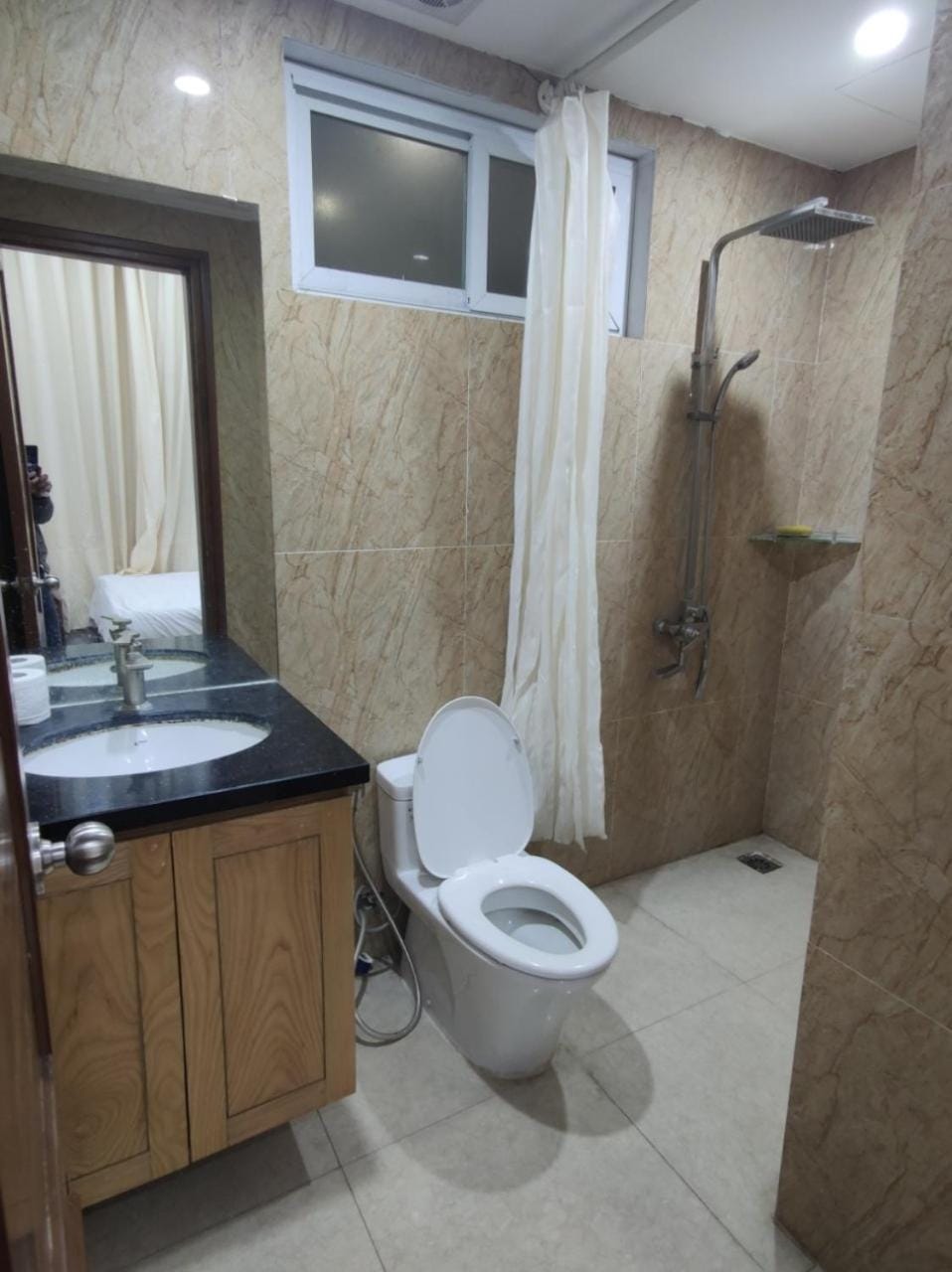 One bedroom apartment 40 Xuan Dieu Apartment in Hanoi