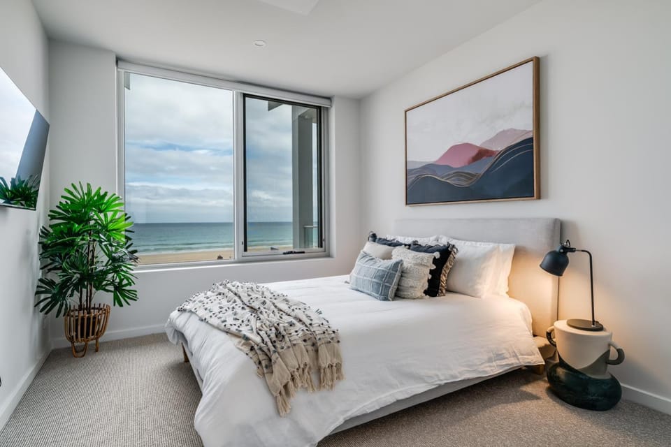 The Esplanade - Luxuriously Styled New 3 Bed Apt Apartment in Adelaide