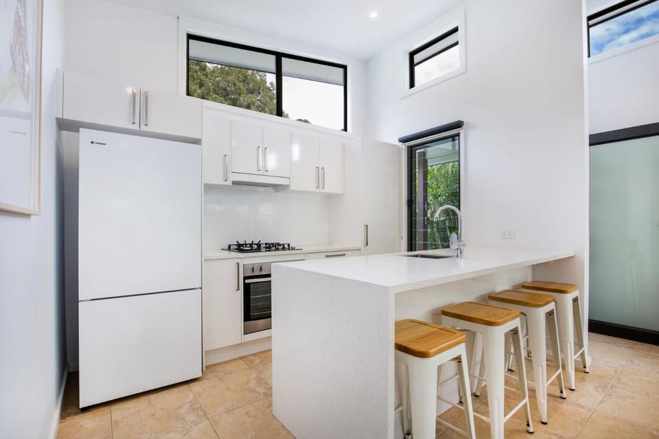 Rest Pet Friendly with Outdoor Bath 3 Mins Walk to Beach House in Patonga