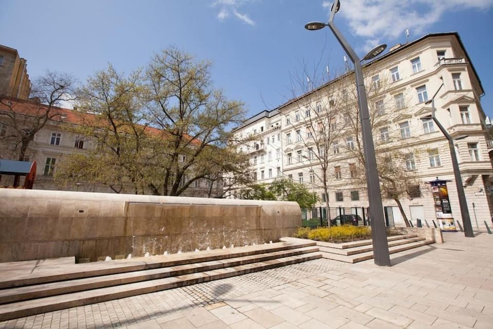 Property building, Location