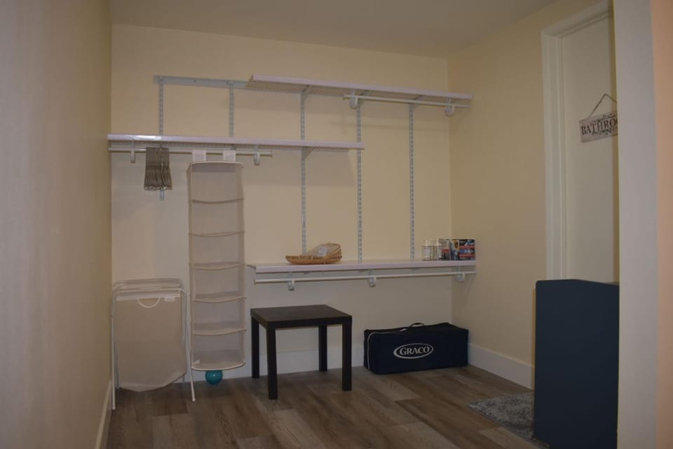 Charming private guest Suite near Disney/Beach Bed and Breakfast in Westminster