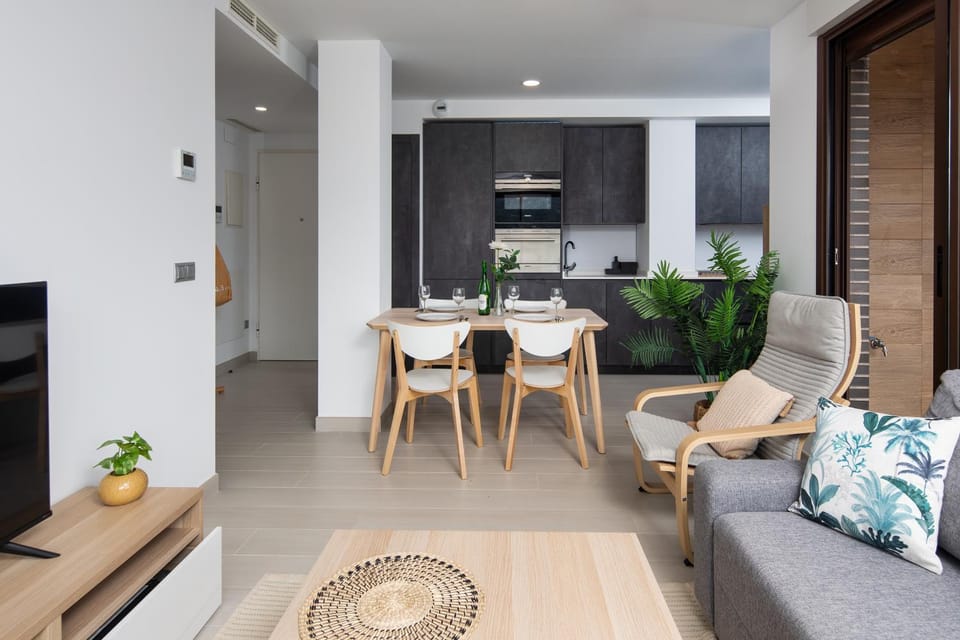 Bed, Kitchen or kitchenette, Other