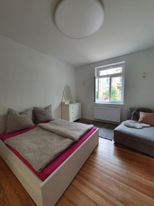 EG Weststadt Karlsruhe 4 Zimmer Apartment in Karlsruhe
