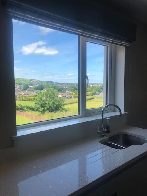 The View Apartment 1 - Luxury Apartment, City Views Apartment in Newry