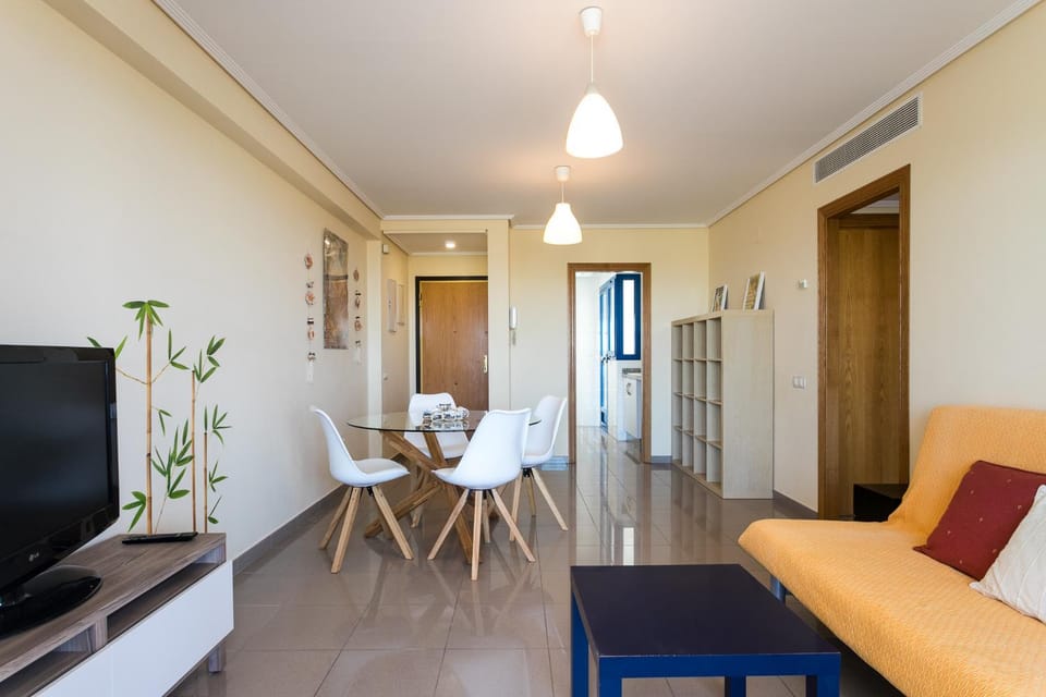 TV and multimedia, Living room, Dining area