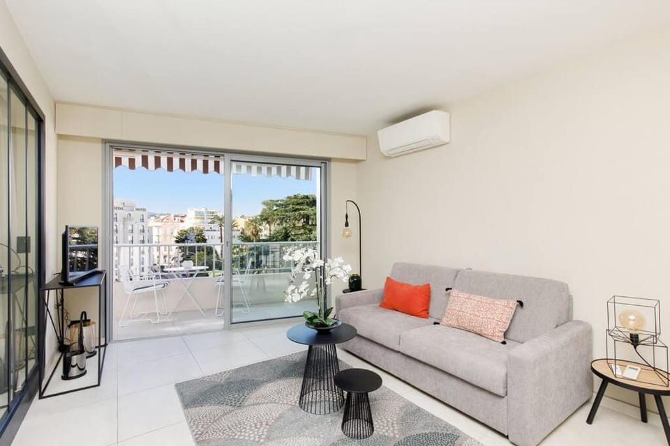 Marriott area superb 1 bedroom Apartment in Cannes
