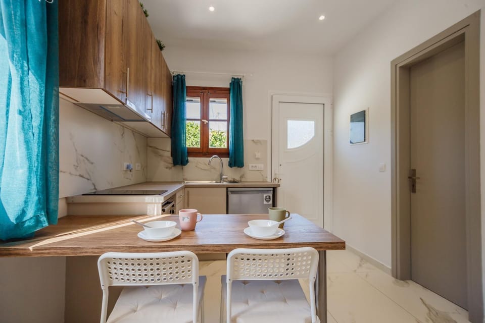Sunny Sofi Studios Apartment in Zakynthos, Greece