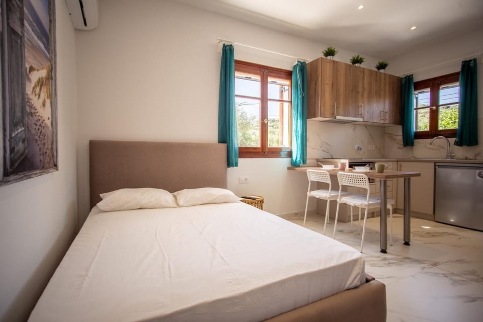 Sunny Sofi Studios Apartment in Zakynthos, Greece