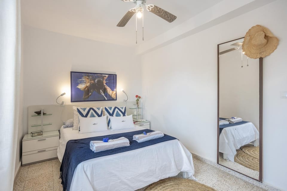 Living room, Bedroom
