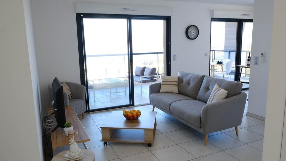Enola - Sea view Terrace Parking - by TGB Apartment in Corsica