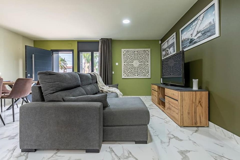 [5 Stelle] Piscina, jacuzzi, WiFi - 2 min dal mare Apartment in Miami Platja