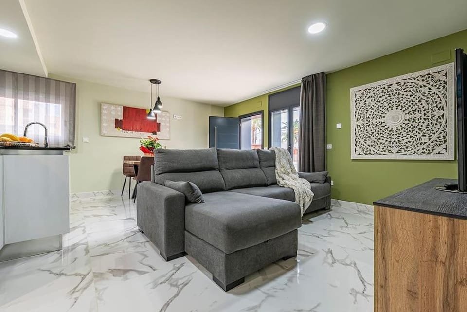 [5 Stelle] Piscina, jacuzzi, WiFi - 2 min dal mare Apartment in Miami Platja