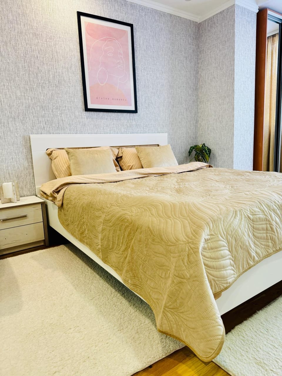 Bed, Bedroom