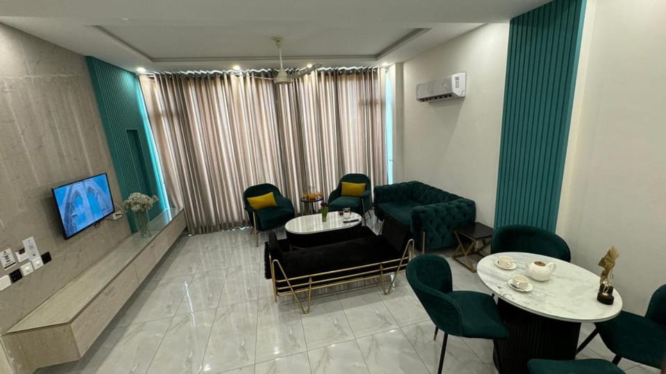 Peak Tower Apartment in Lahore