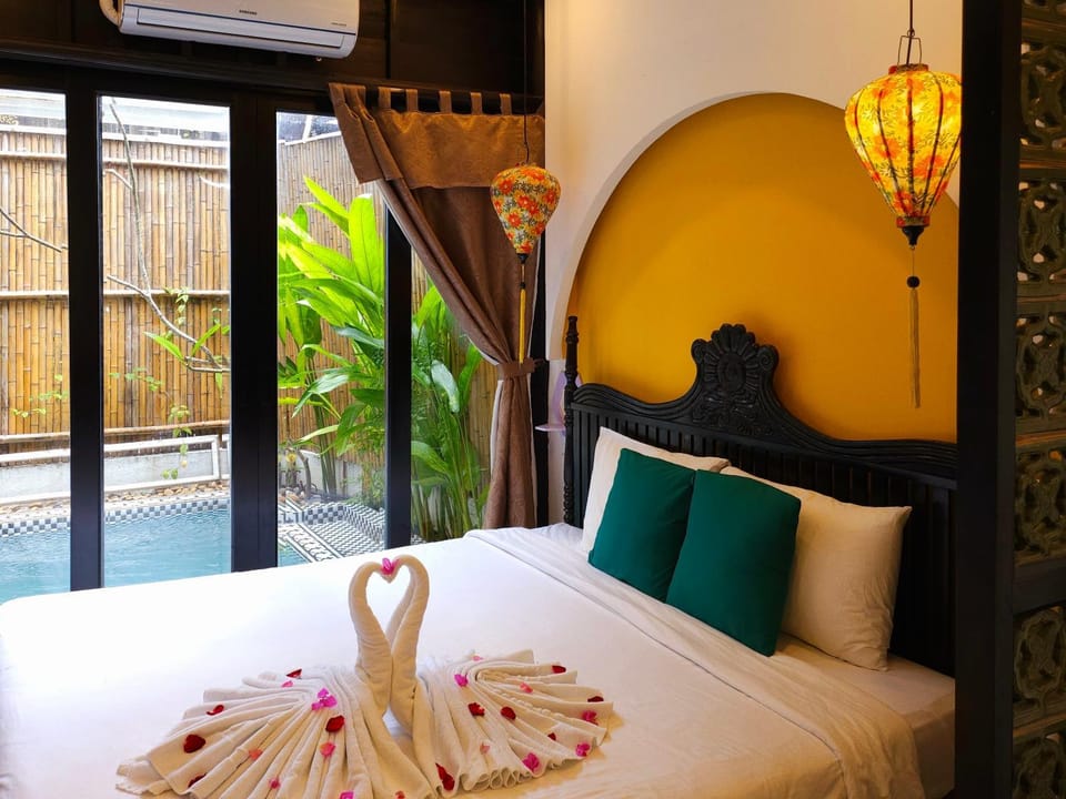 Bed, View (from property/room), Photo of the whole room, Bedroom, Pool view