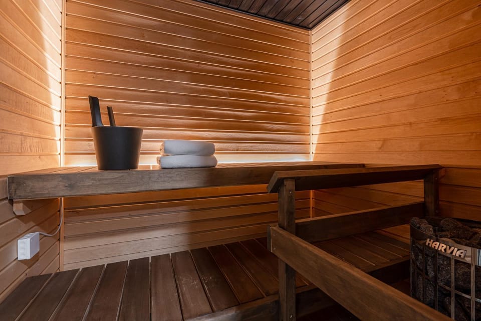 Sauna, Bathroom