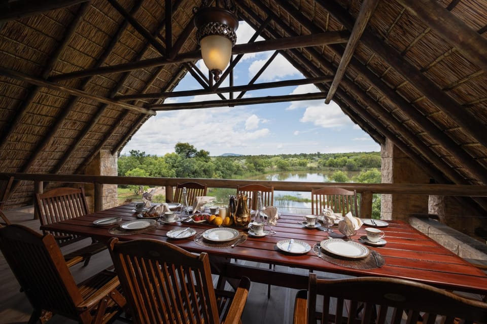 Food and drinks, River view, Breakfast